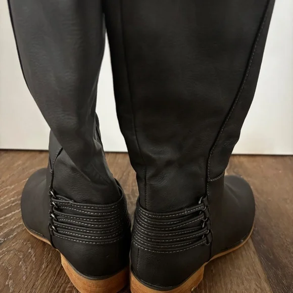 Dark Grey Boots - Picture 2 of 4
